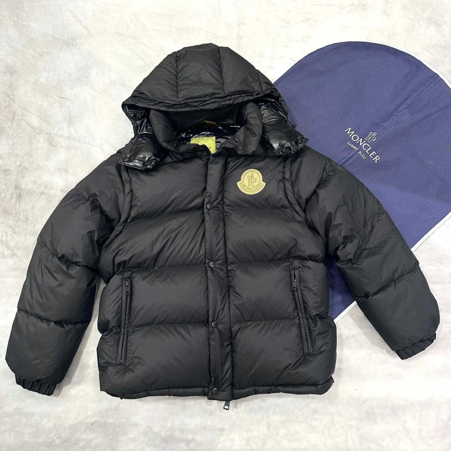 P390 Premium 2026 Original 90 ！ Premium ， ， ， ， ， ， ， 。 ， 。 ， ， ， 。 Size：M-3XL